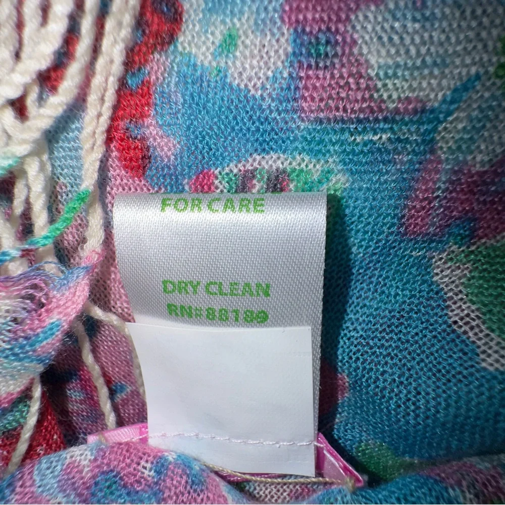 Lily Pulitzer NC Murfee Scarf. Excellent condition. HTF. Limited Edition.